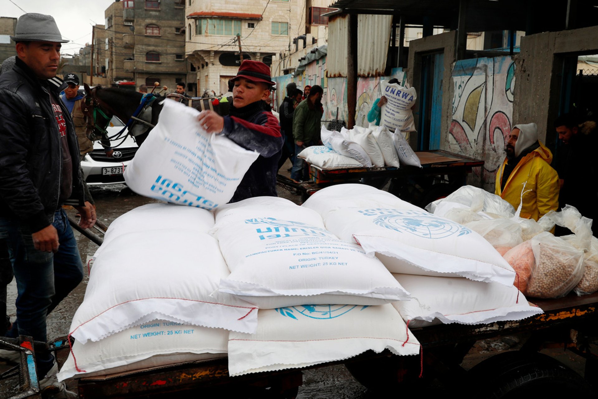 Ukraine sends flour to Palestinians