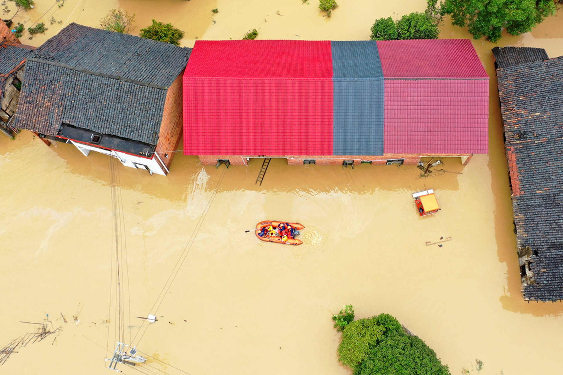 At Least 30 Dead from Floods in City in China