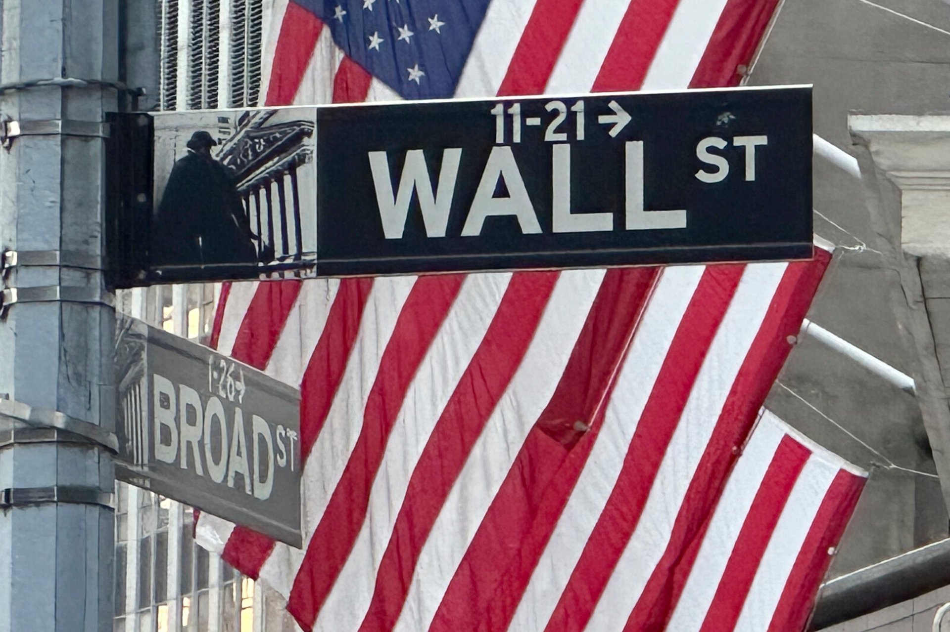 The US stock market turned down again