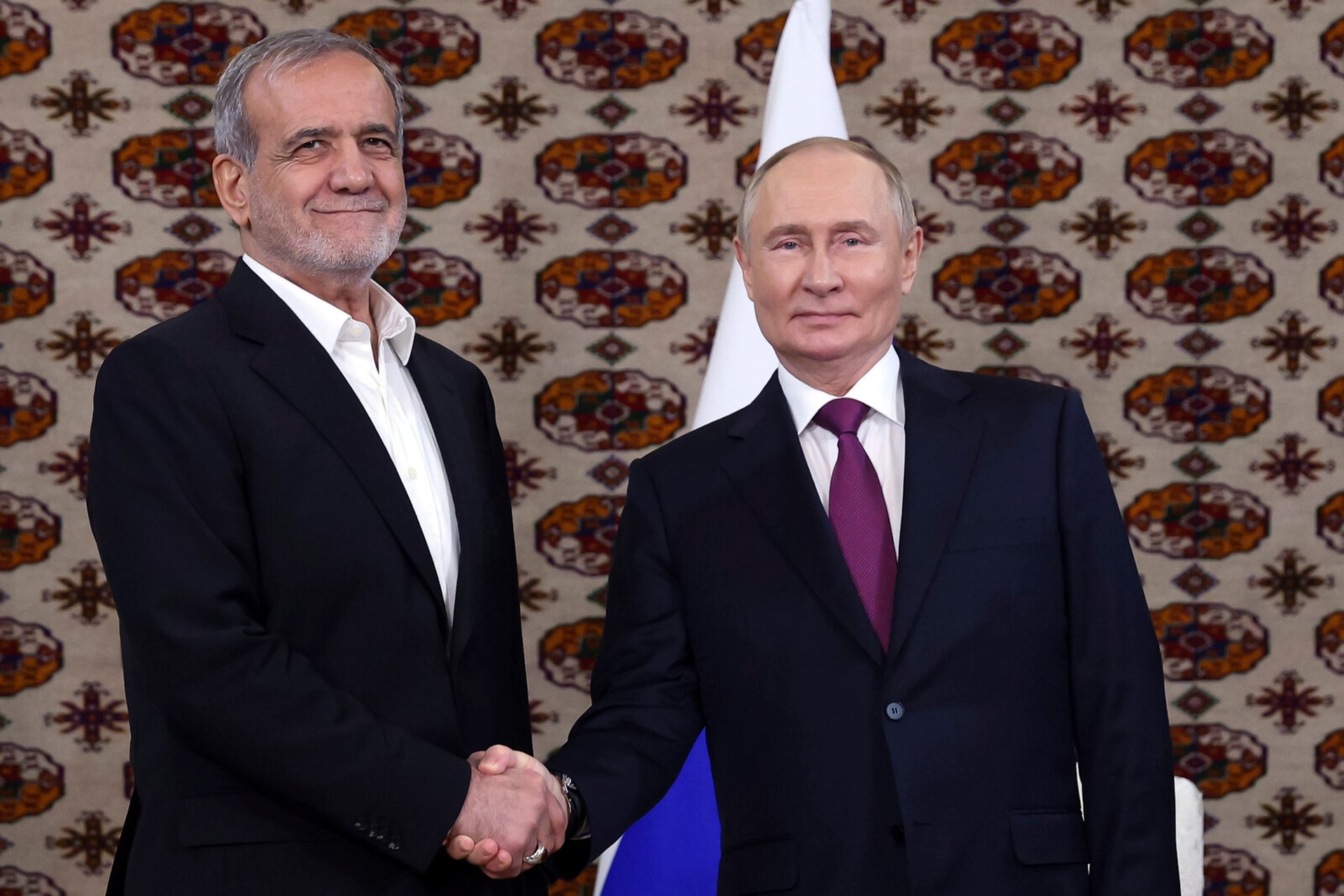 Russia and Iran in a "strategic partnership"