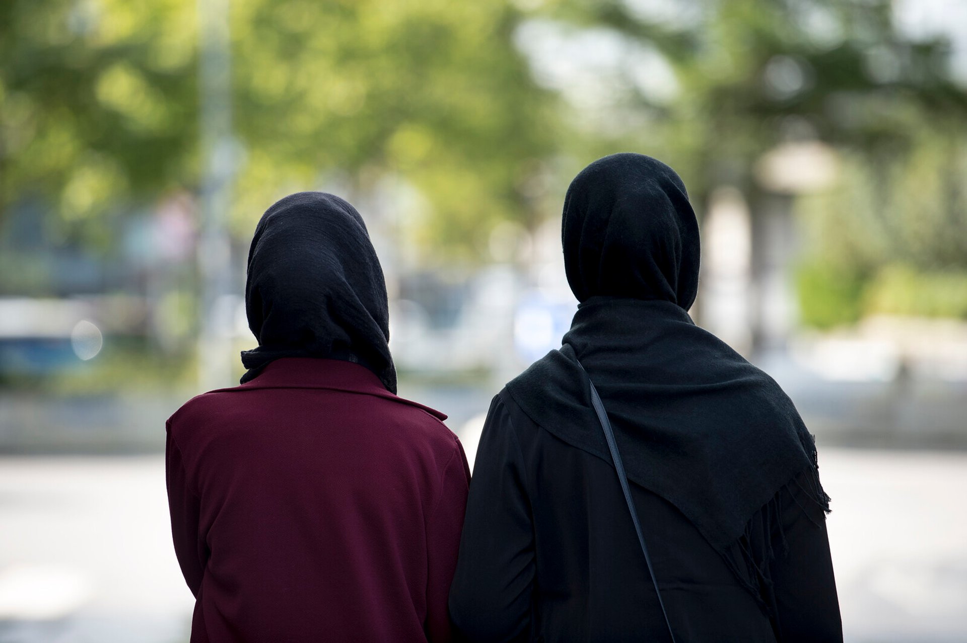 Uppsala Court Clears Doctor in Veil Discrimination Case