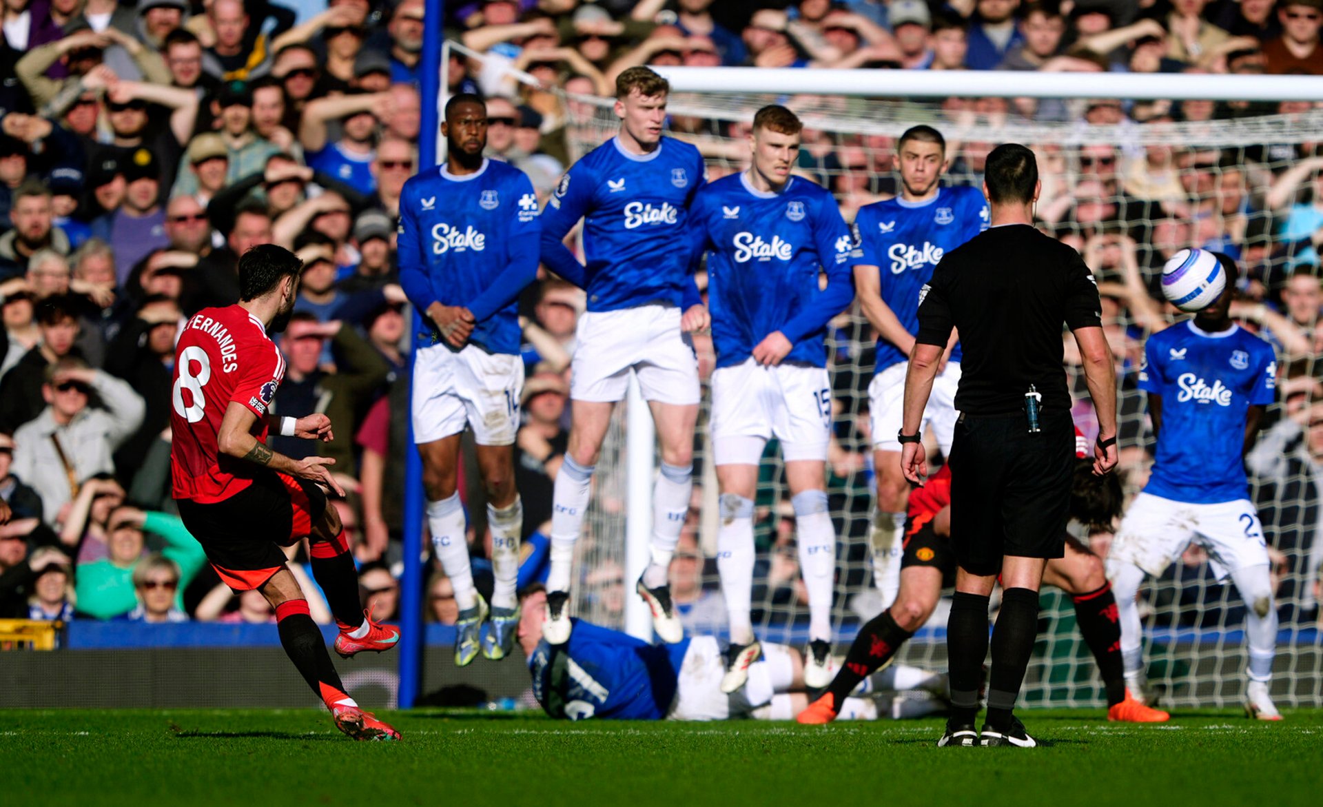 United Saved a Draw After VAR Drama