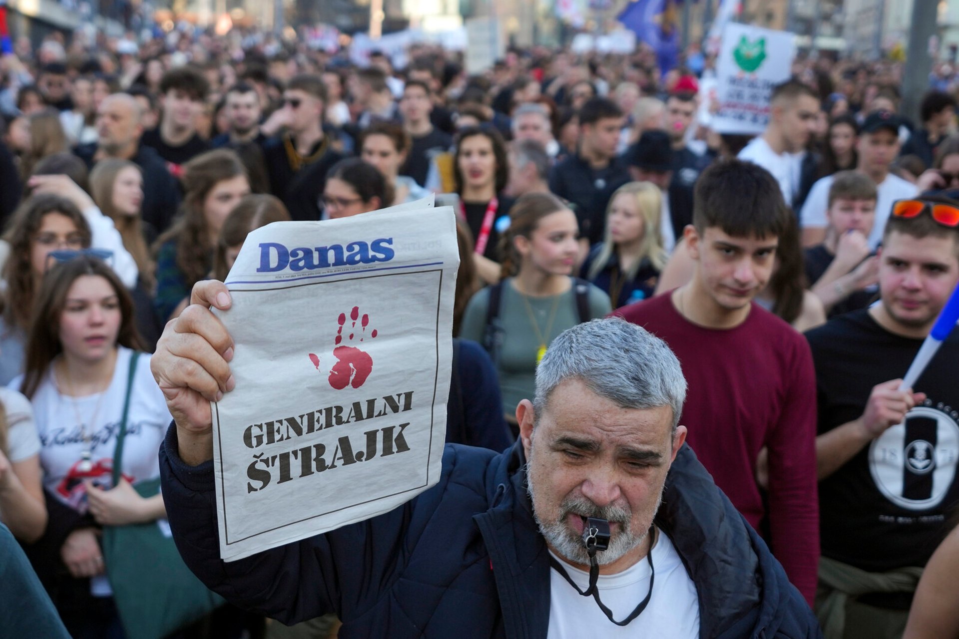 Dissatisfaction culminates: Giant protest in Belgrade