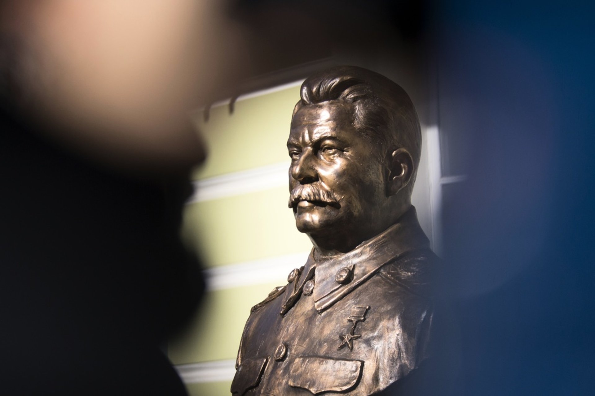 Stalin Statue Beheaded with Axe in Russia