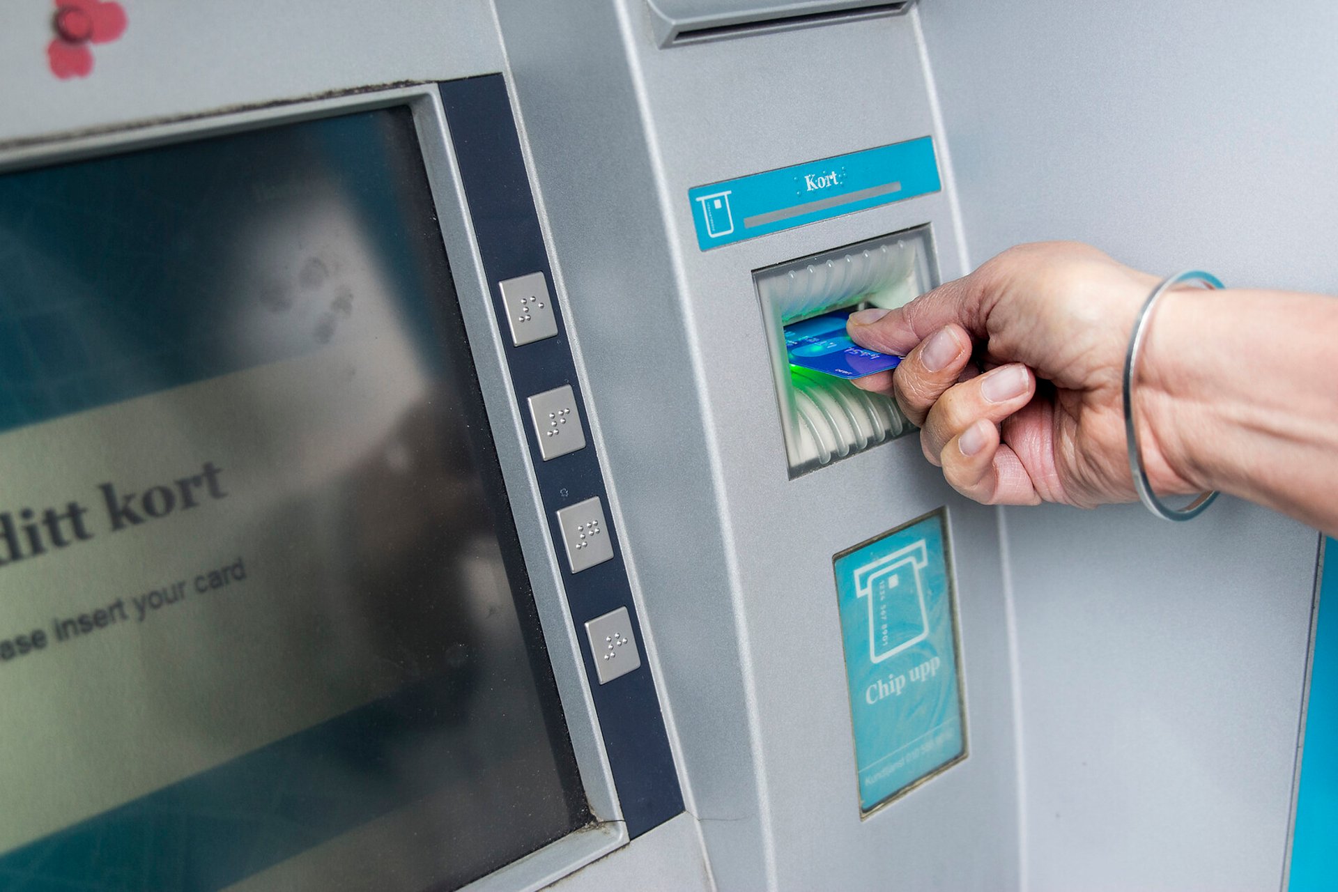 Cash withdrawals continue to decrease