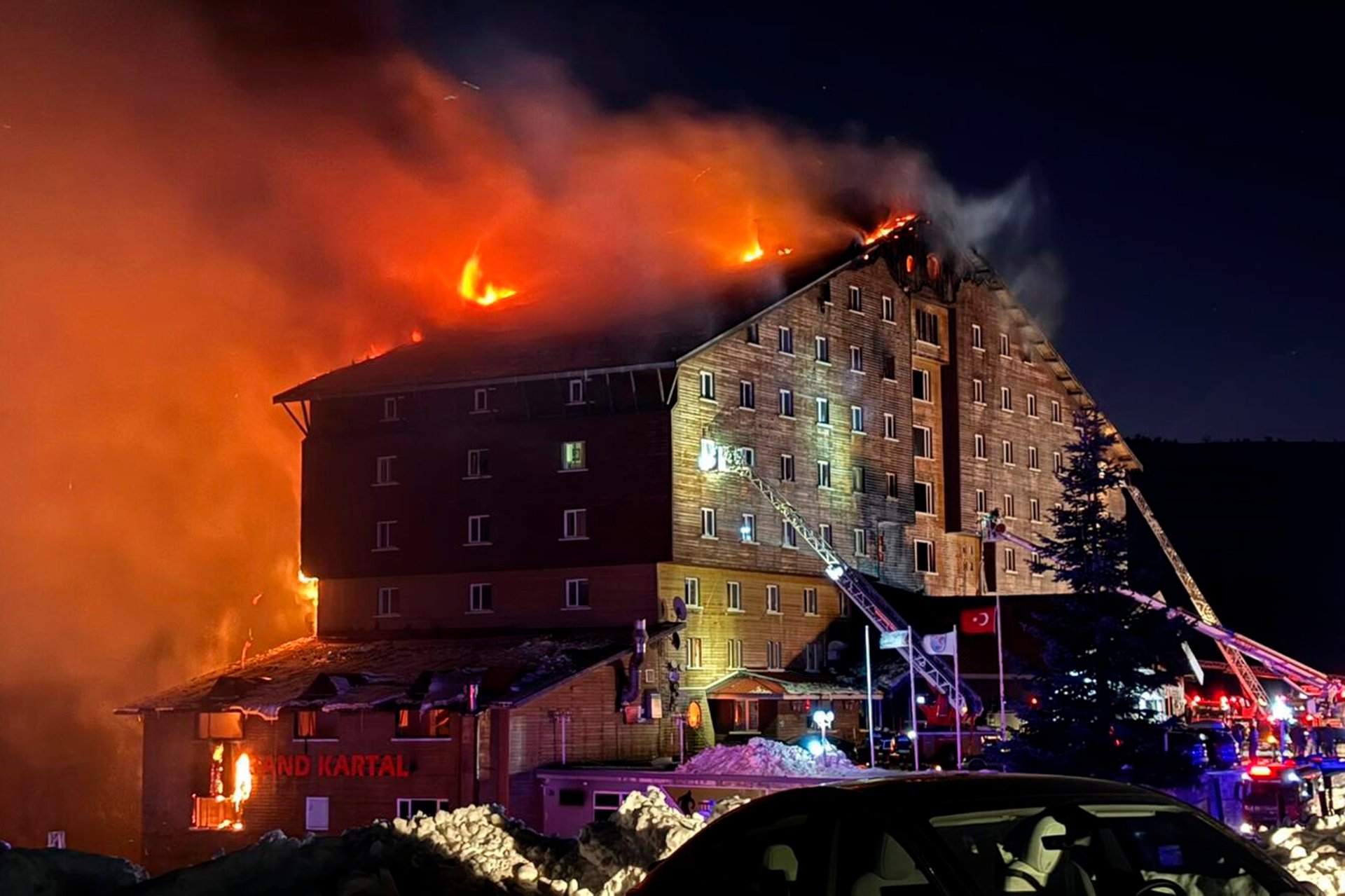 Death toll rises after violent hotel fire