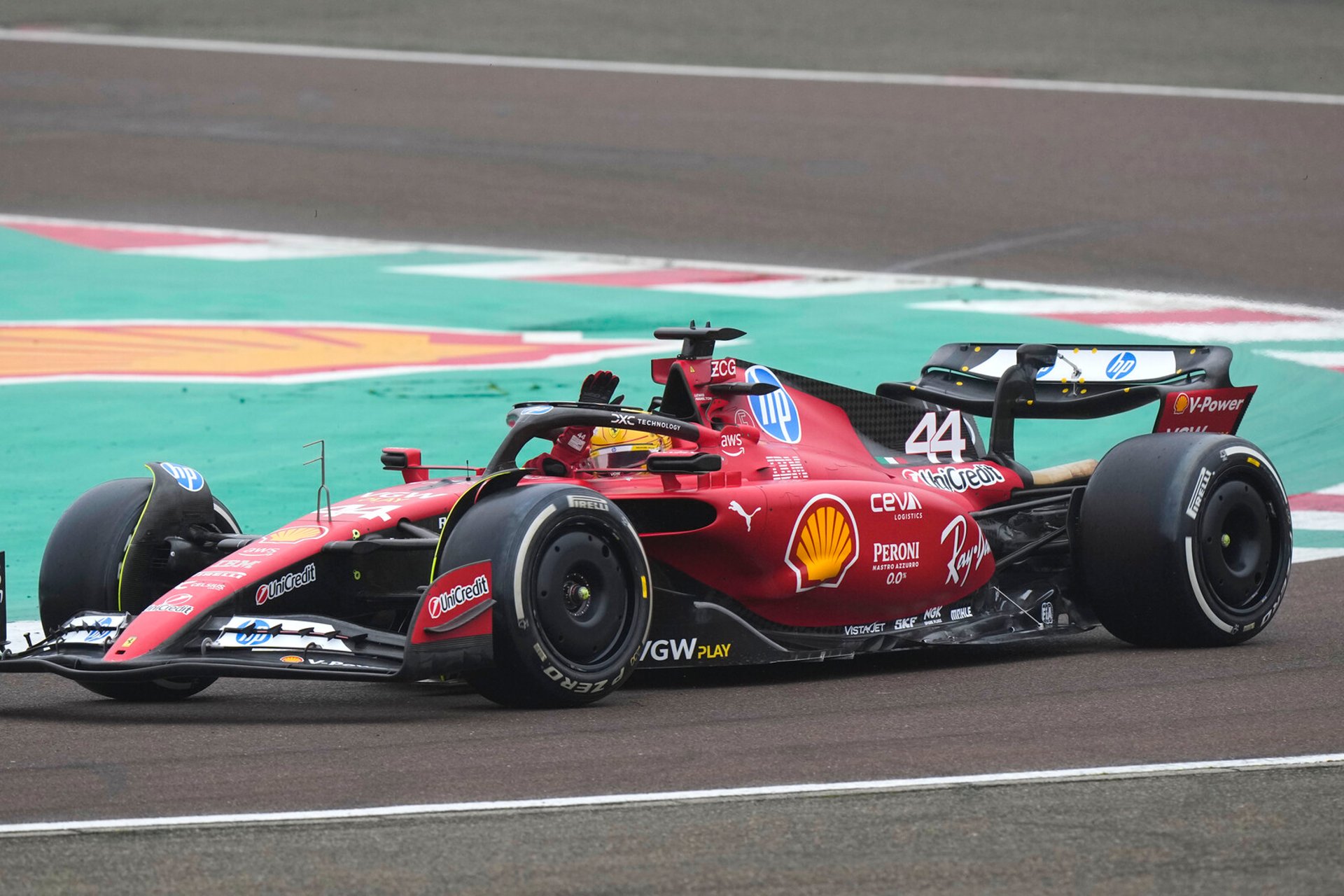 Hamilton makes his Ferrari debut