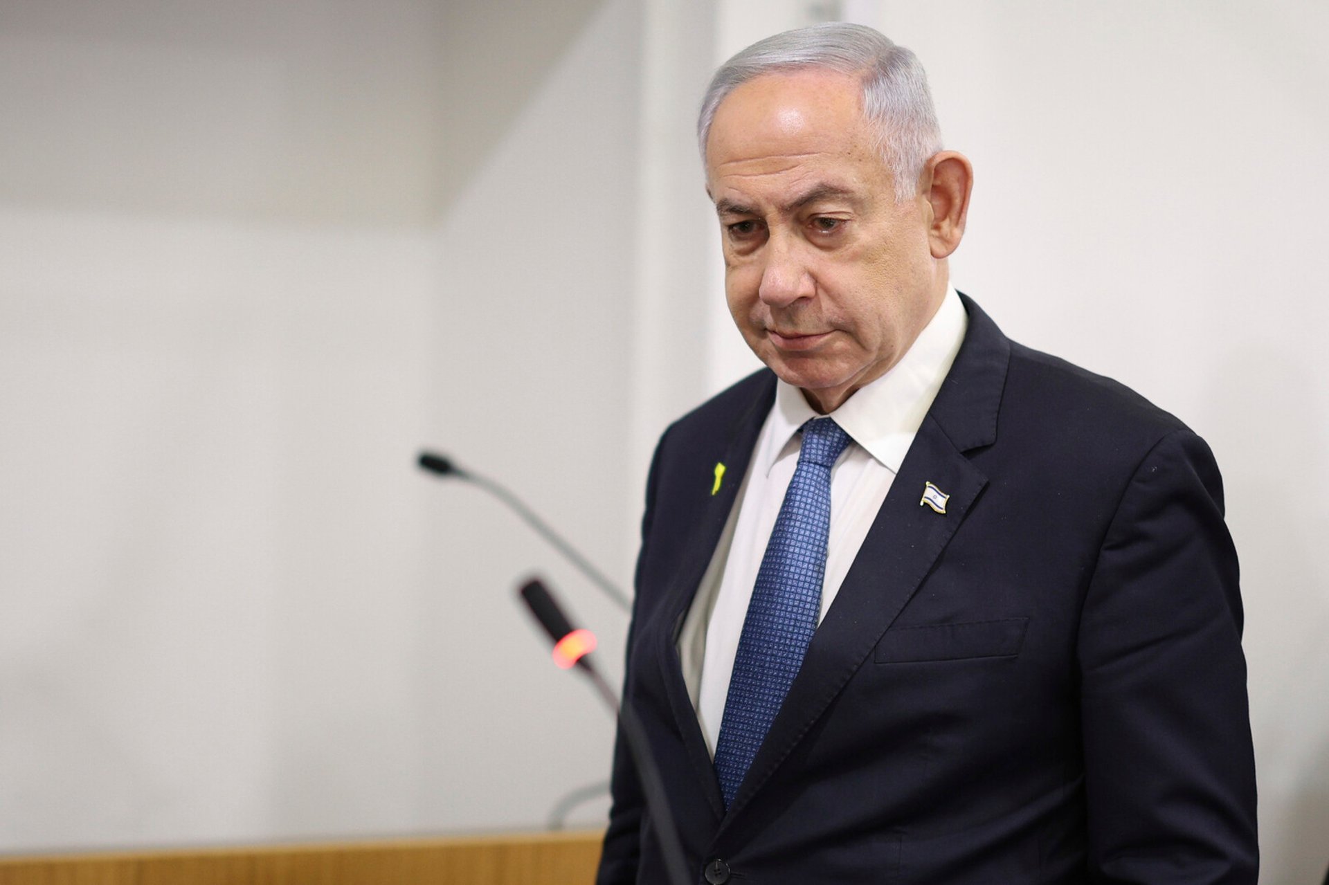 Netanyahu demands list of hostages