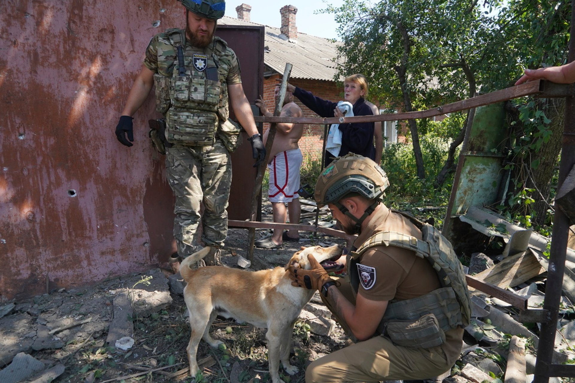 Eight Ukrainian Civilians Killed in Russian Attacks