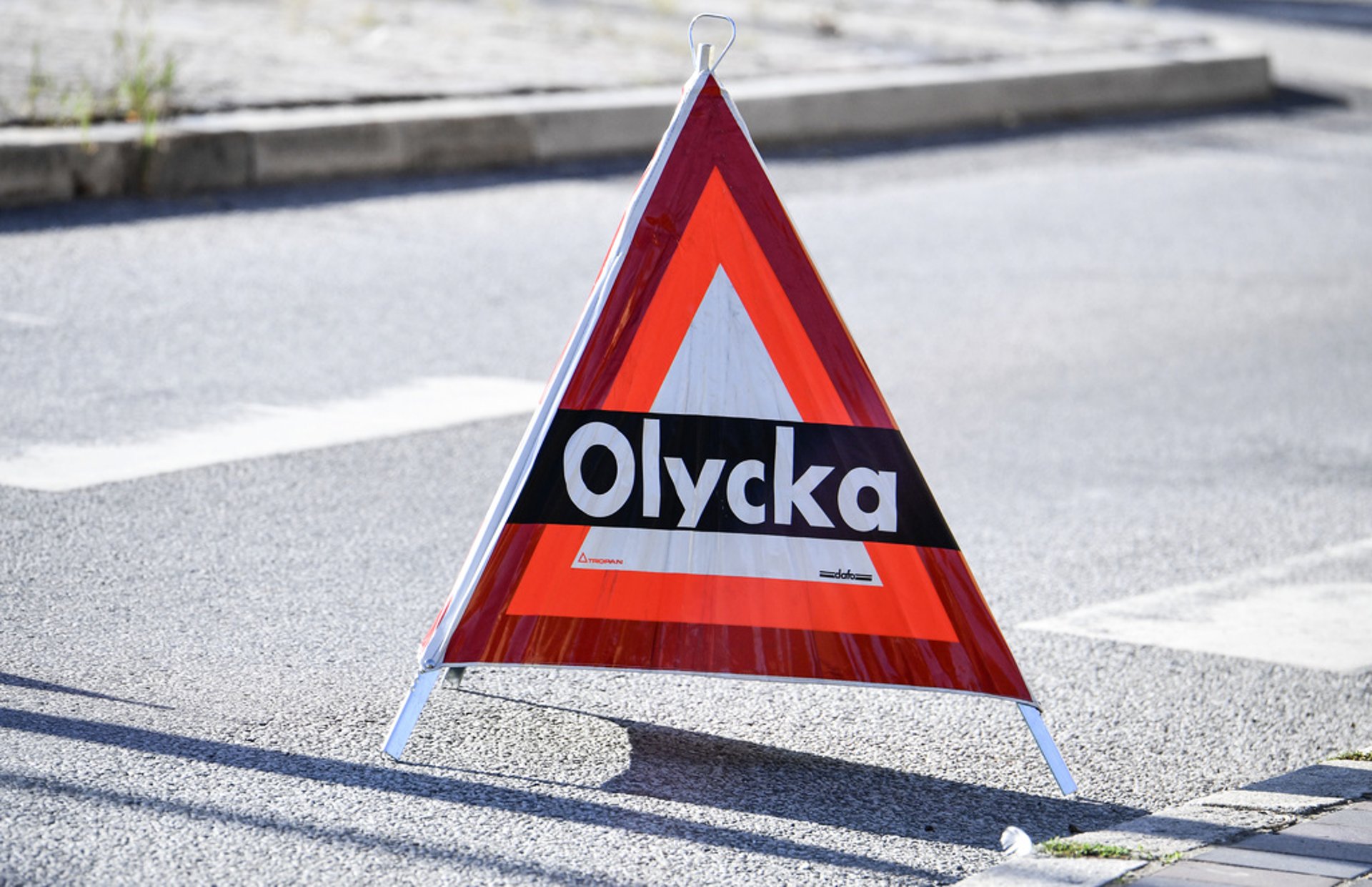 Two taken to hospital after traffic accident in Lidköping