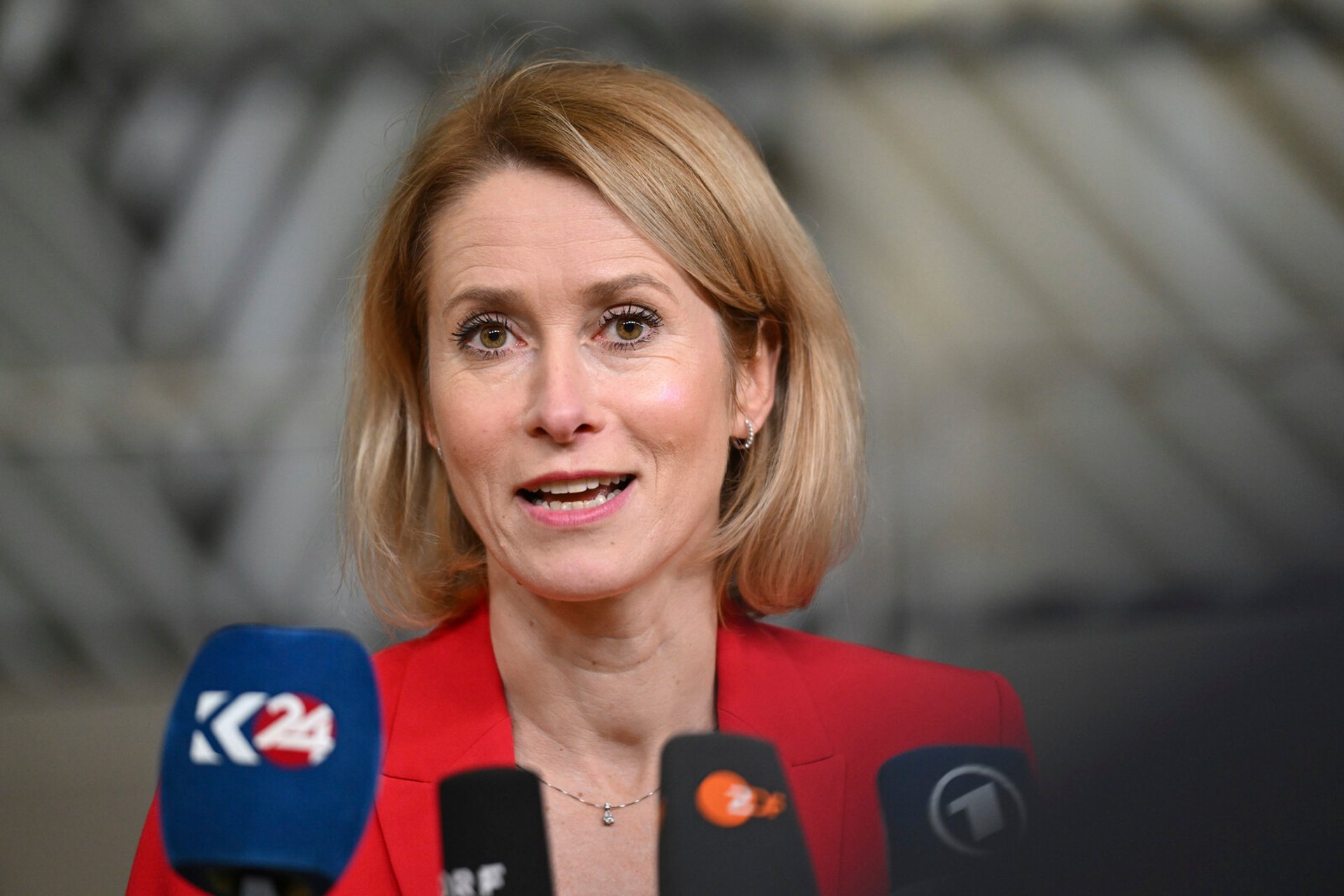 EU: Sanctions against Syria can be gradually eased