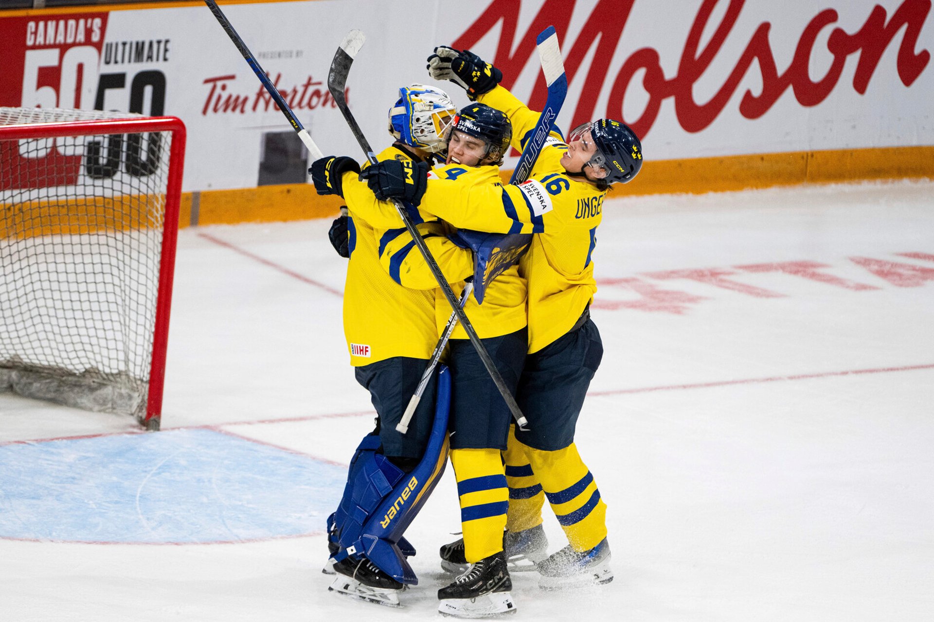 Sweden reaches semifinal in Junior World Championship after drama