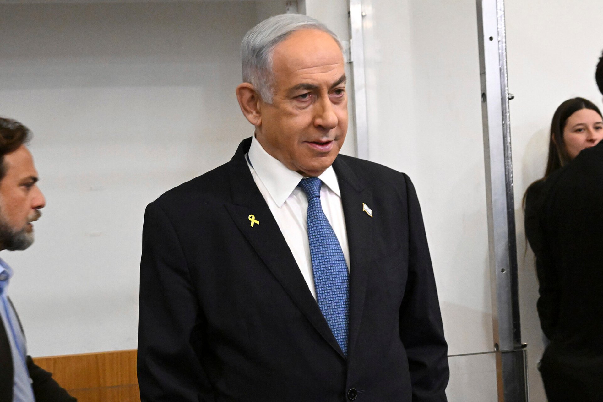 Netanyahu participates in continued talks on ceasefire