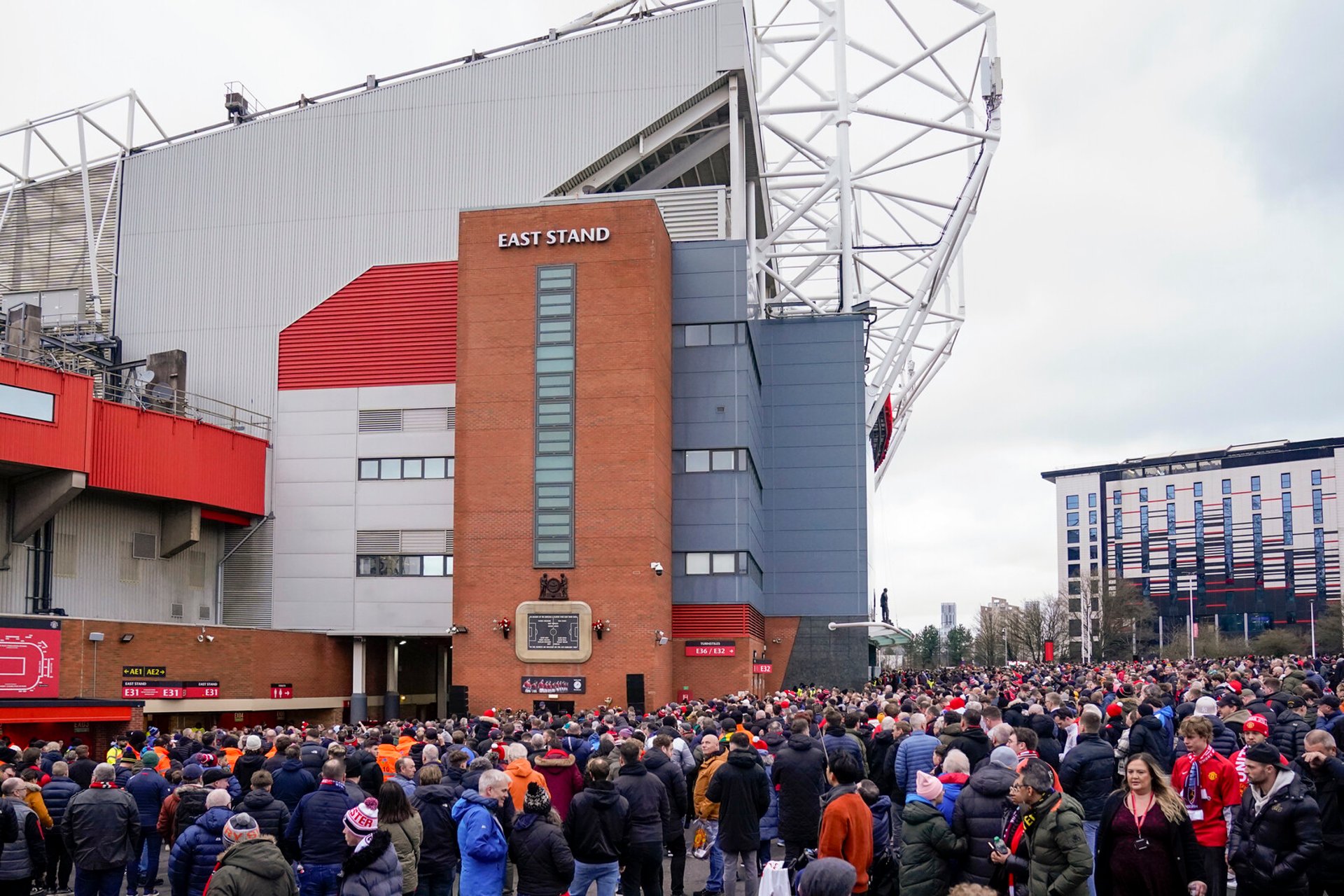 This is how much Manchester United's giant arena costs