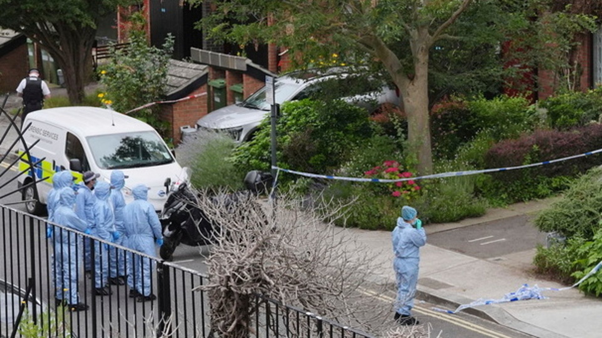 Body parts found in London - man arrested