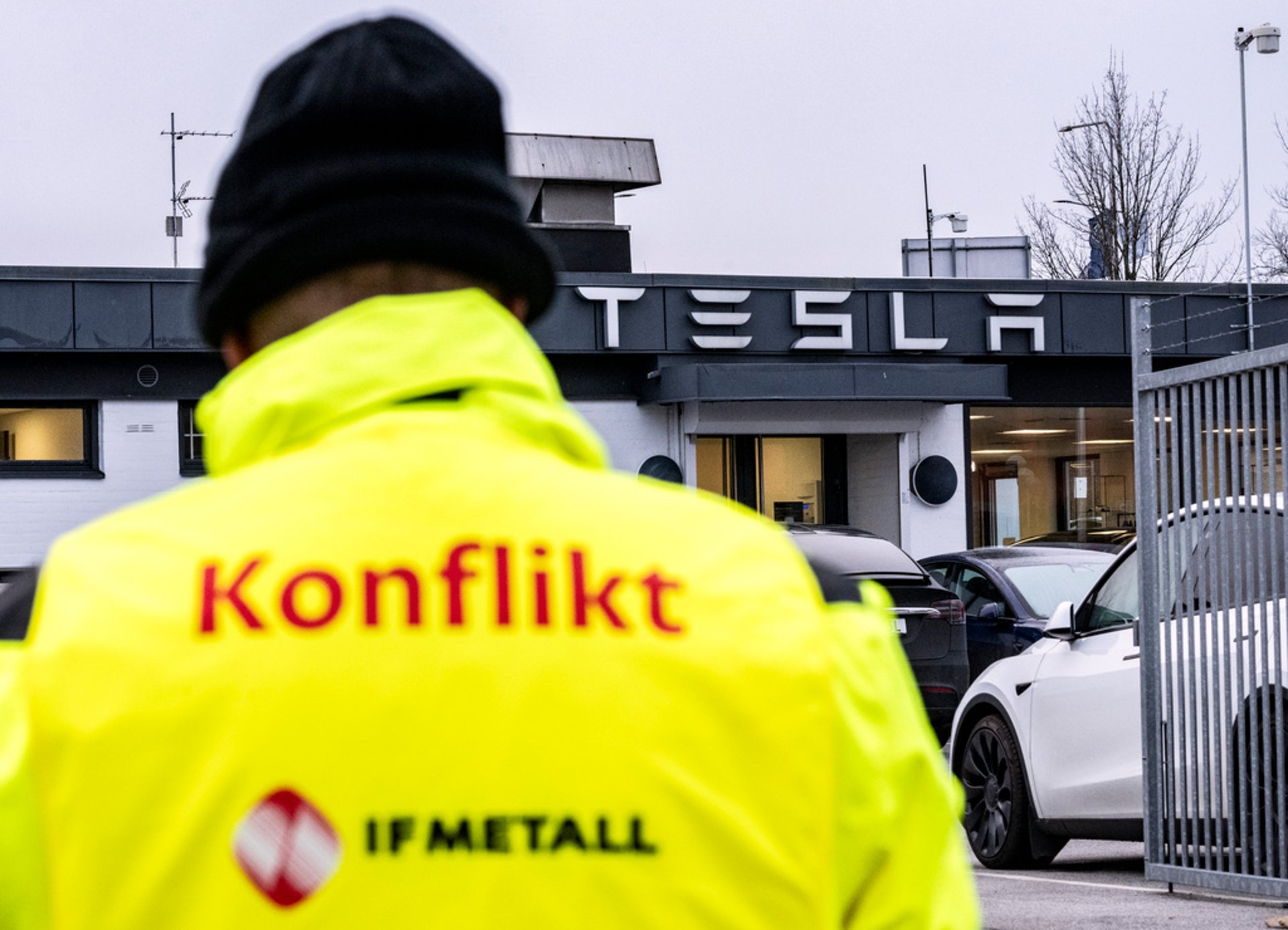 Breakthrough - more strikes at Tesla