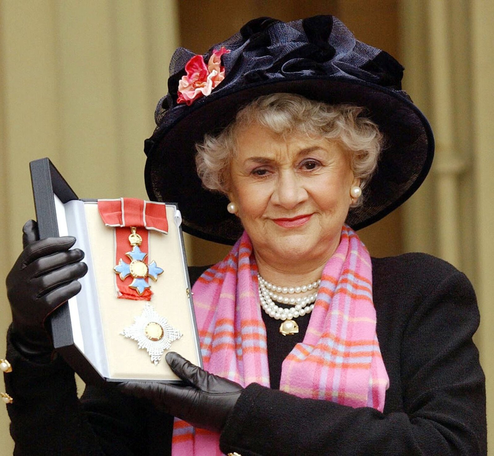 The Actress Joan Plowright Has Died