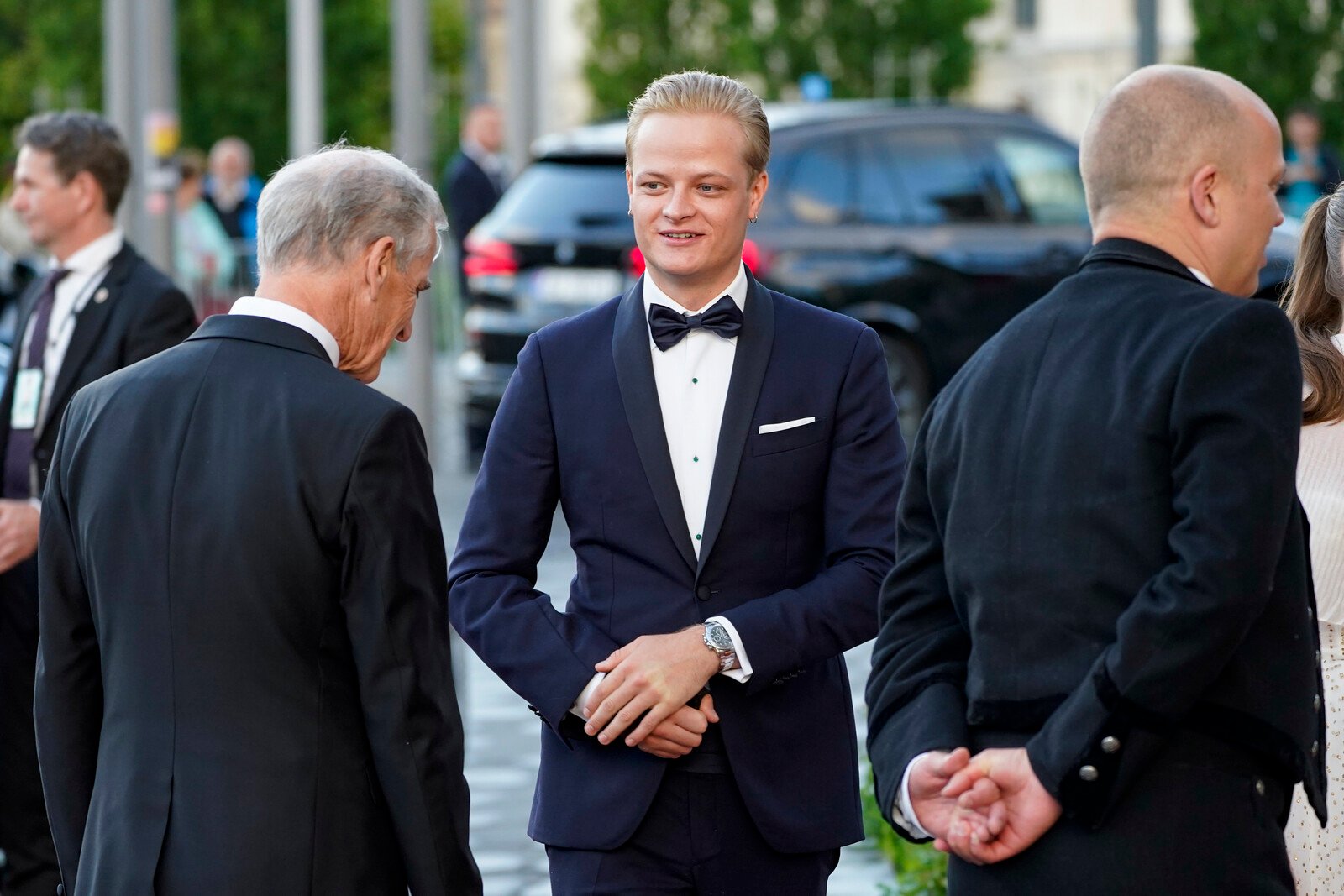 This is what has happened in the Norwegian royal scandal