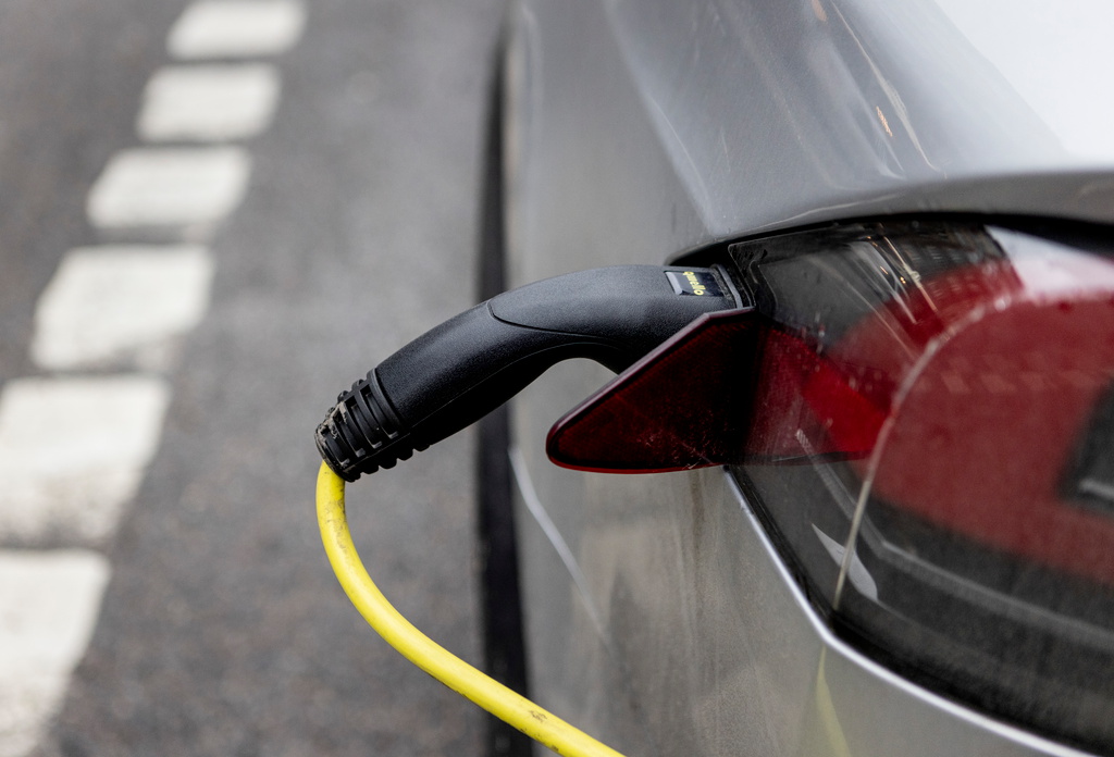 Electric Car Sales Continue to Decline