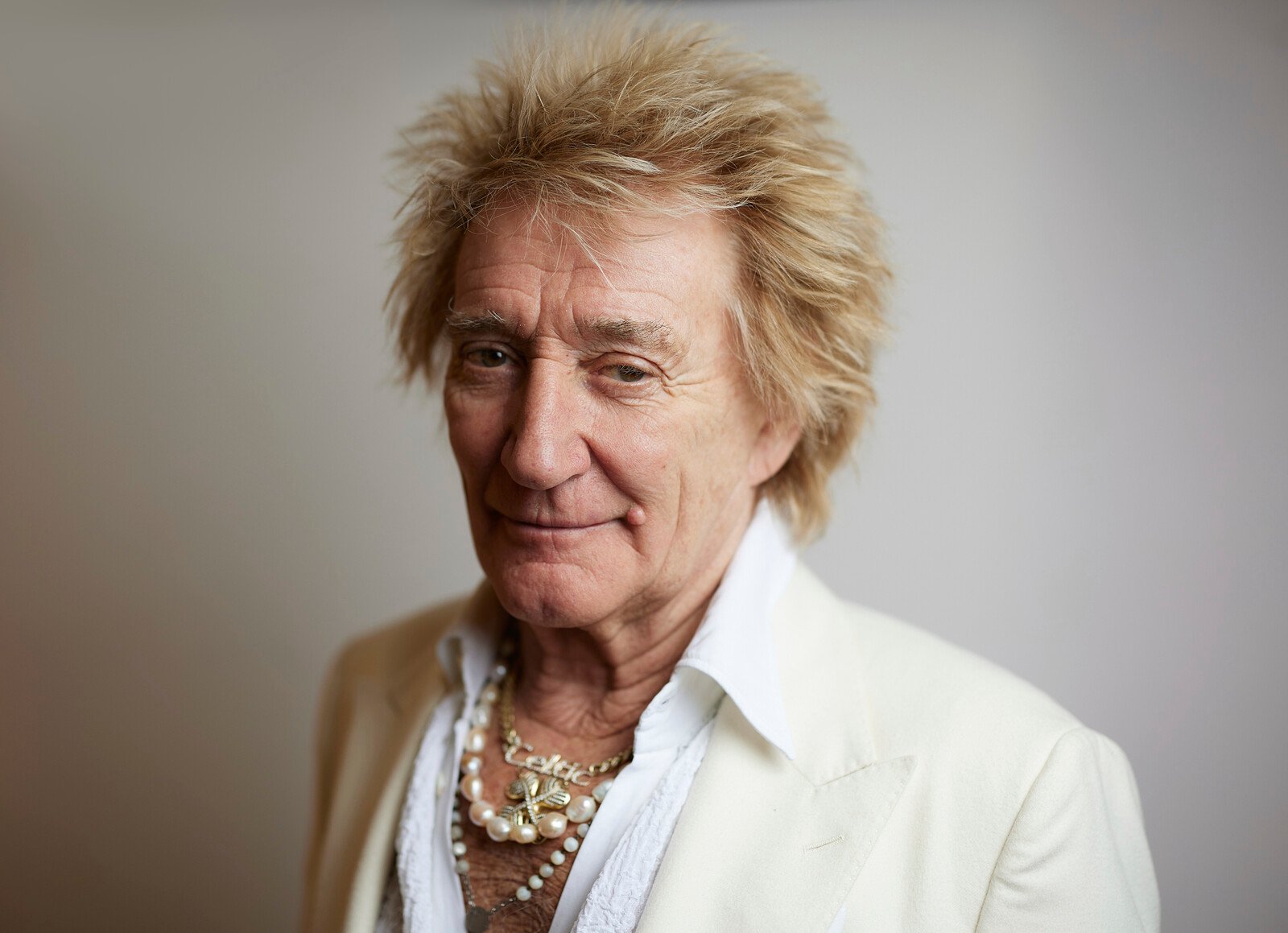 Rod Stewart Slows Down