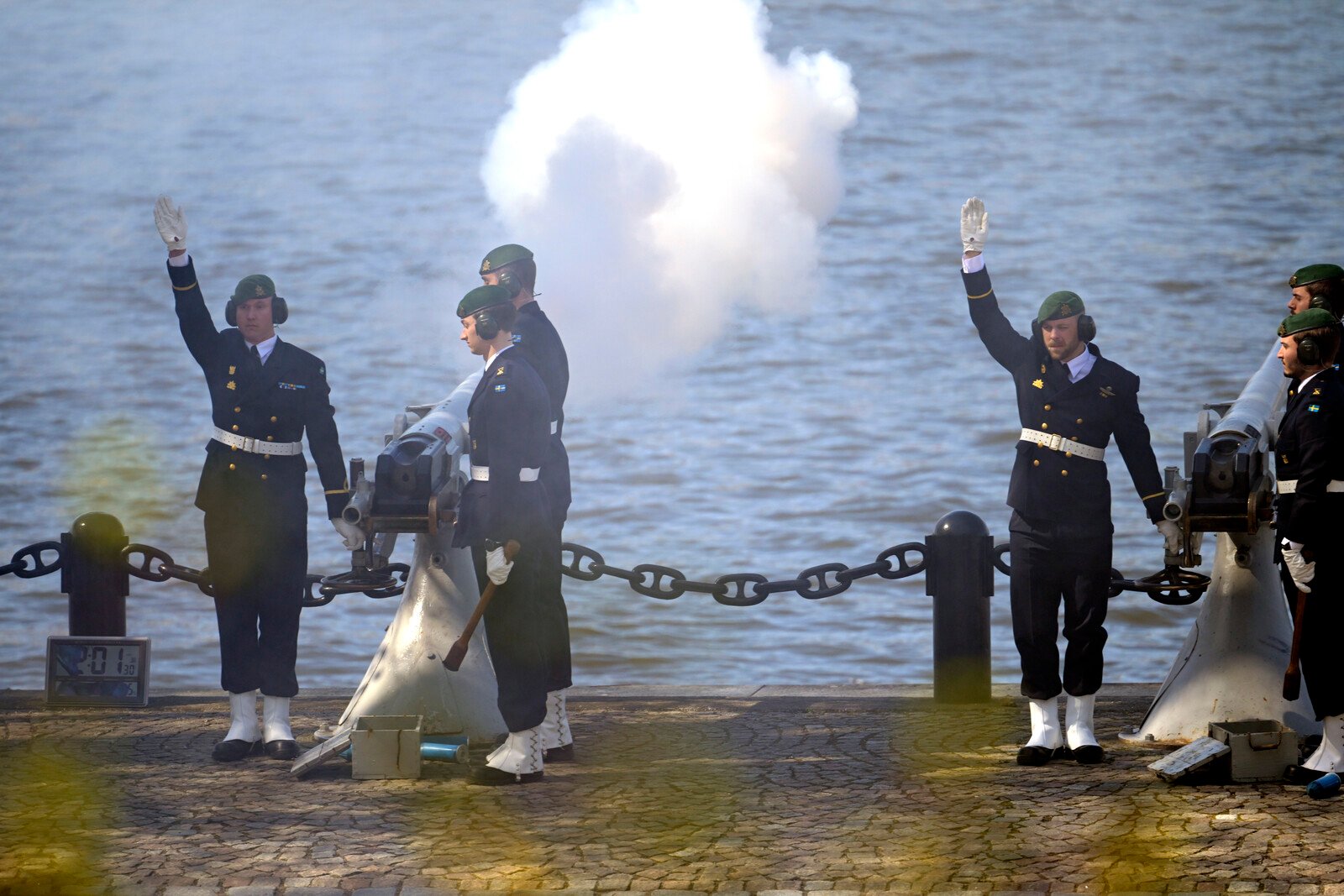 Salute for Newborn Princess