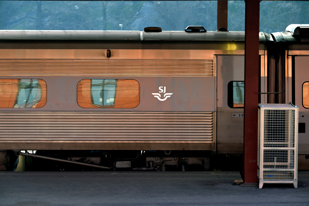 Eleven stopped traffic at Stockholm Central