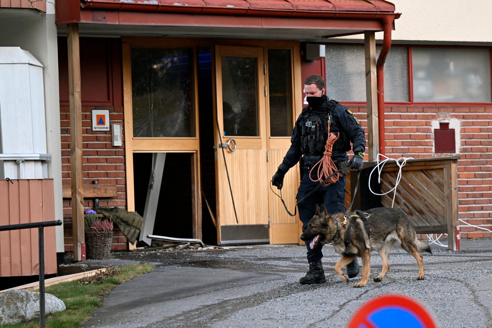 Woman seriously injured in explosion in Tyresö