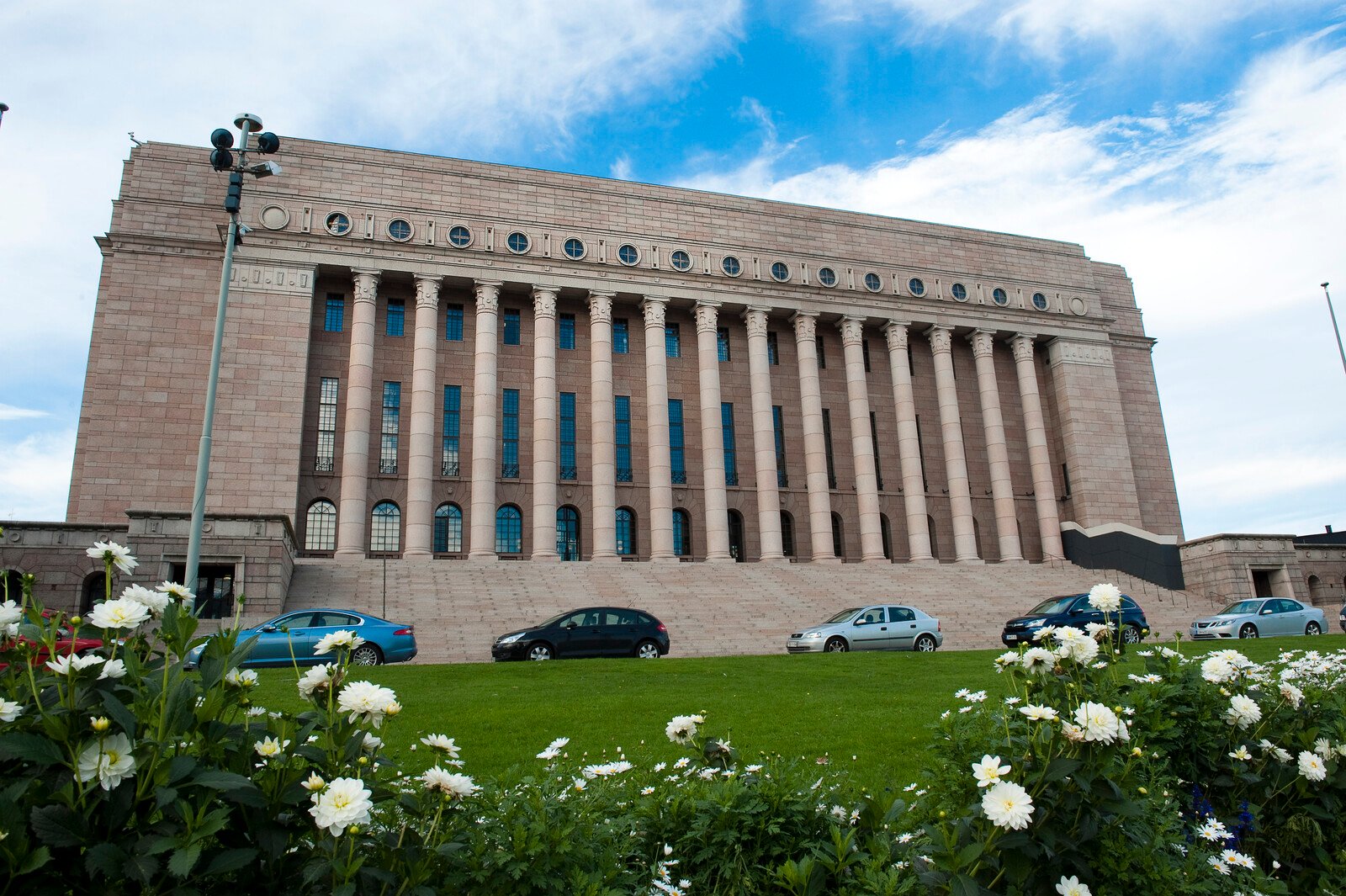 Finnish Parliament in in Helsinki Vandalized – Swedish activists behind