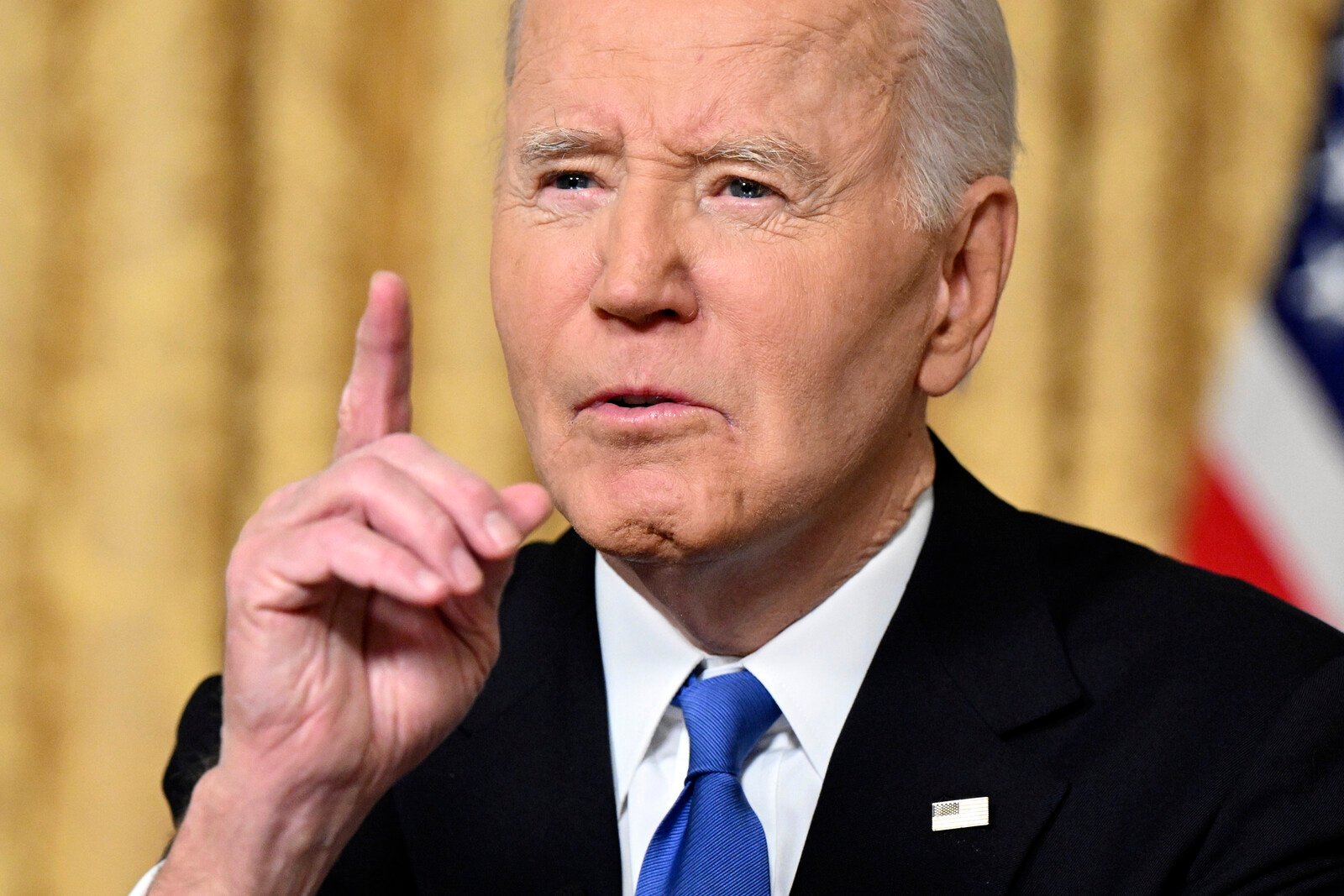 Biden warns of American oligarchs