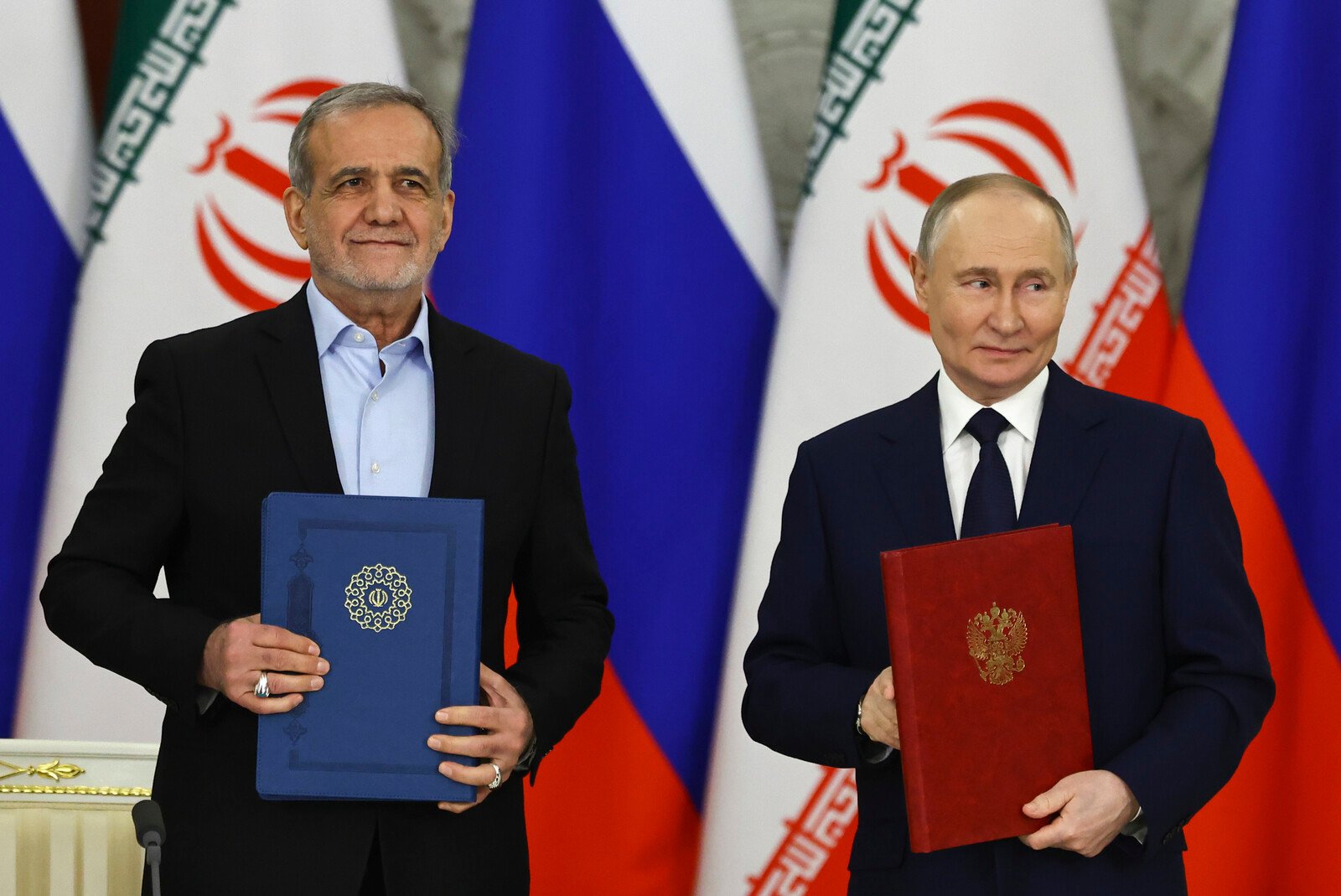 Russia strengthens military cooperation with Iran