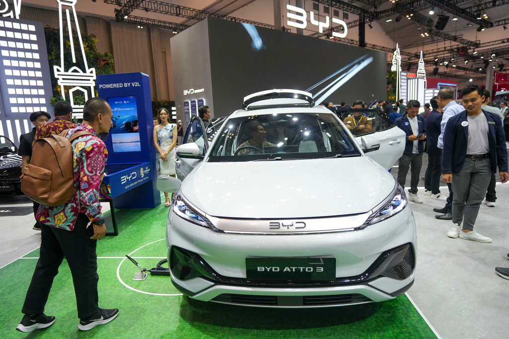 Chinese Car Giant Looks Beyond National Borders