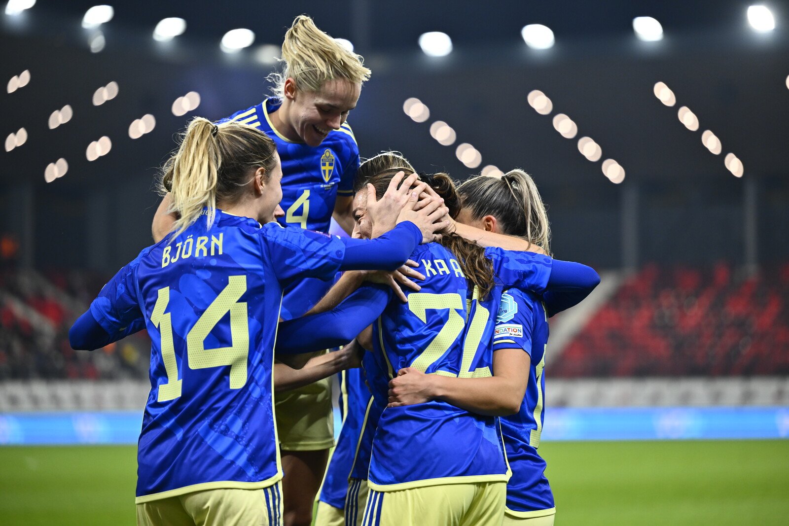 Slow-starting Sweden took a big step towards the European Championship