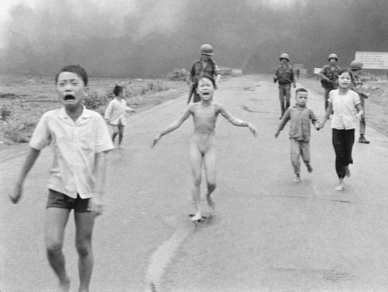 Conflict over iconic photo from the Vietnam War