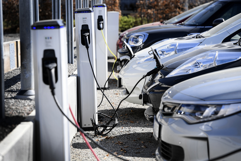 No Bright Spot for Electric Cars - "a Wallet Issue"