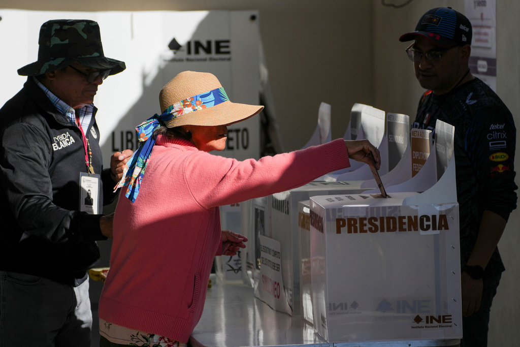 Polling stations attacked in Mexico – two dead