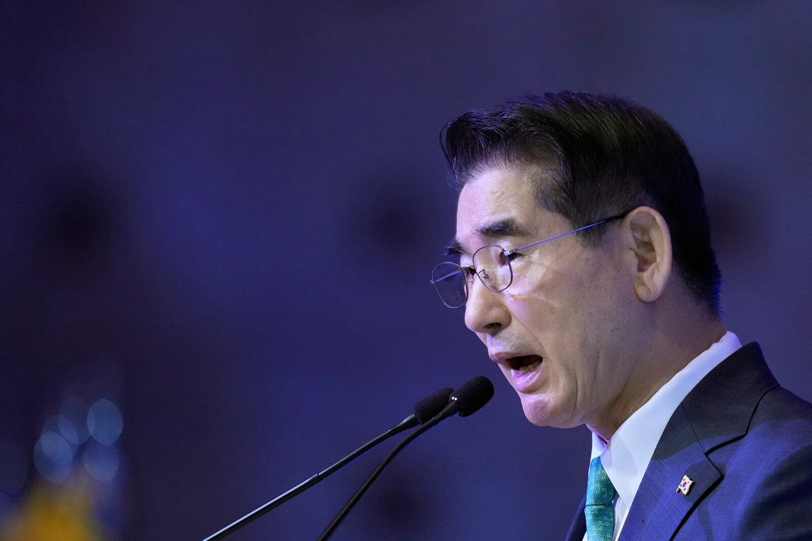 South Korea: Former Defense Minister Arrested