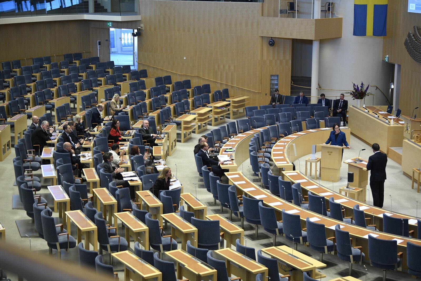 The number of women in the Riksdag's top tier is plummeting