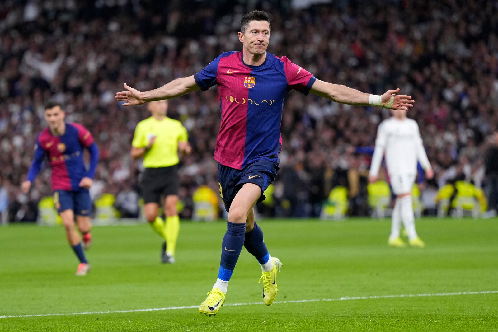 Barcelona rolled over Madrid in the Classic