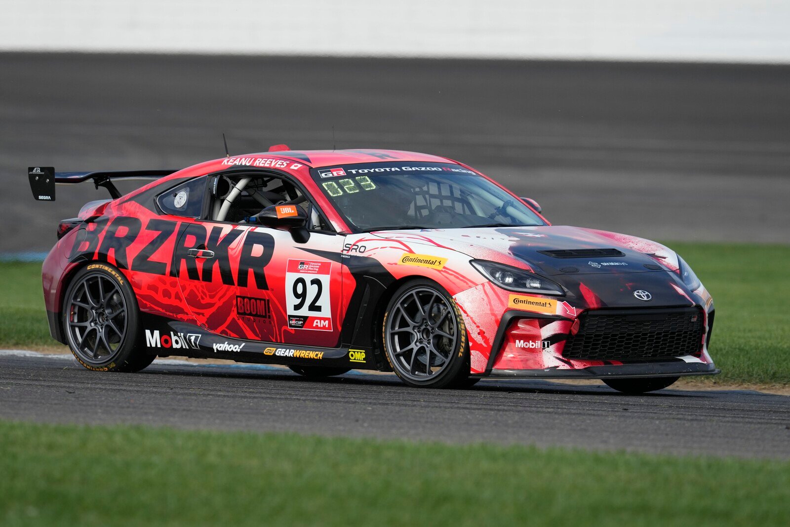 Keanu Reeves spun off the track in his racing debut