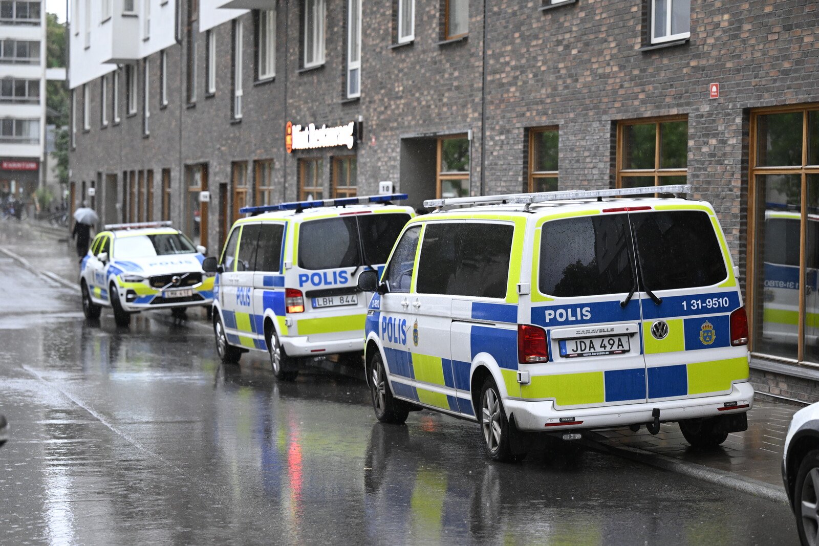 Shots fired at apartment door on Södermalm