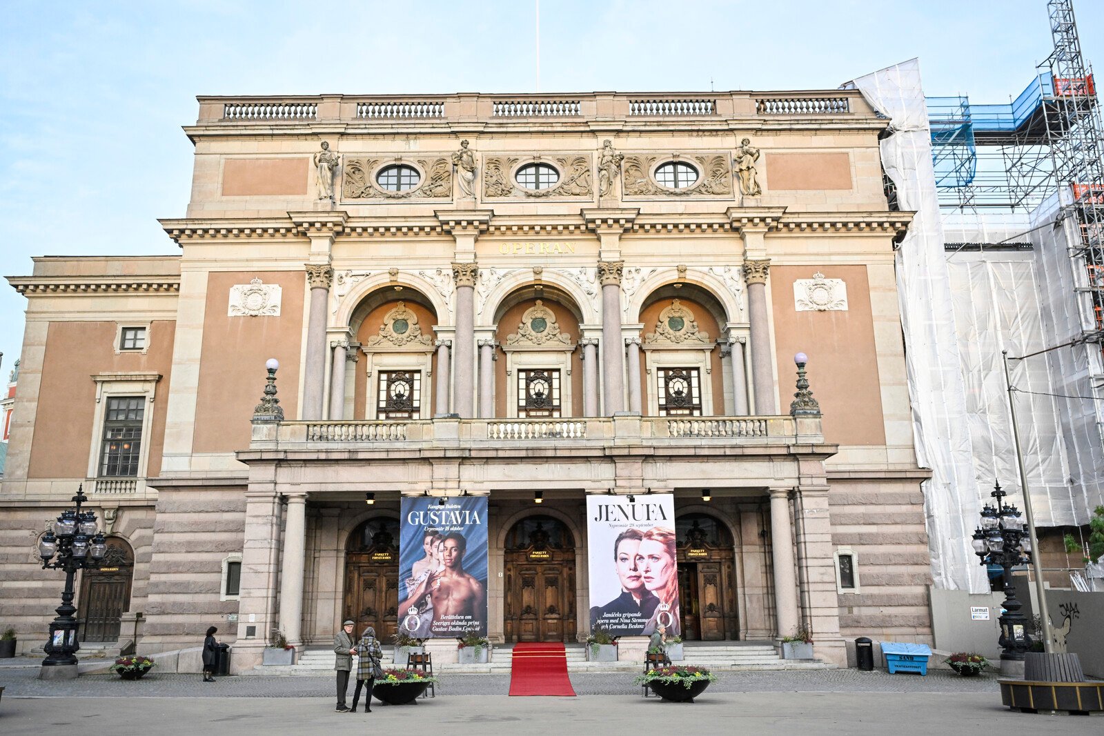 The Opera is to be Completely Renovated