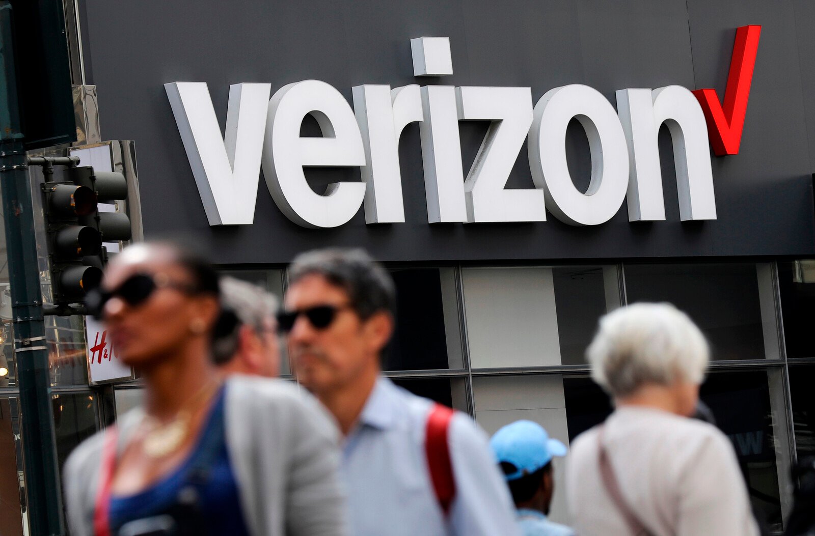 A slightly better profit than expected for Verizon