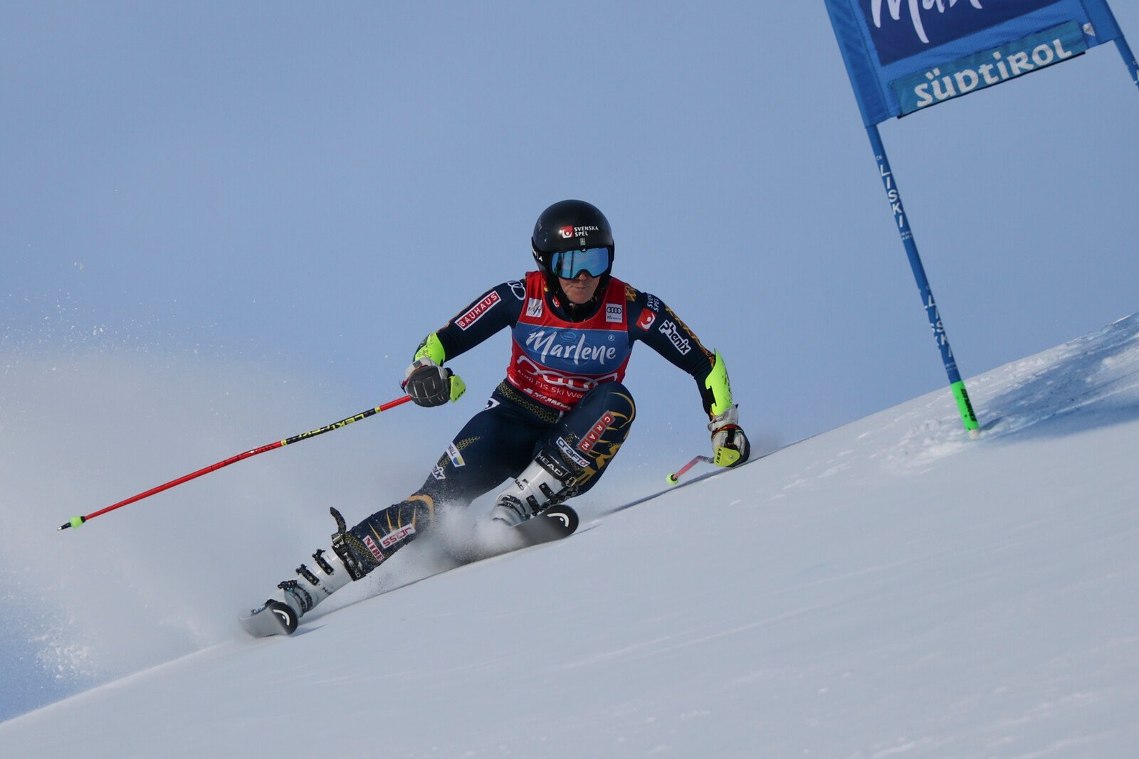 Hector's Disappointment - Skied Out in World Championship Rehearsal