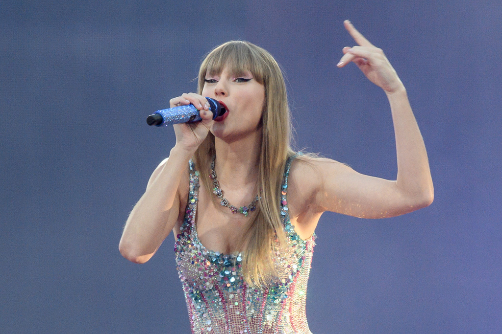 Swift on cancelled concerts: "Incredible guilt"