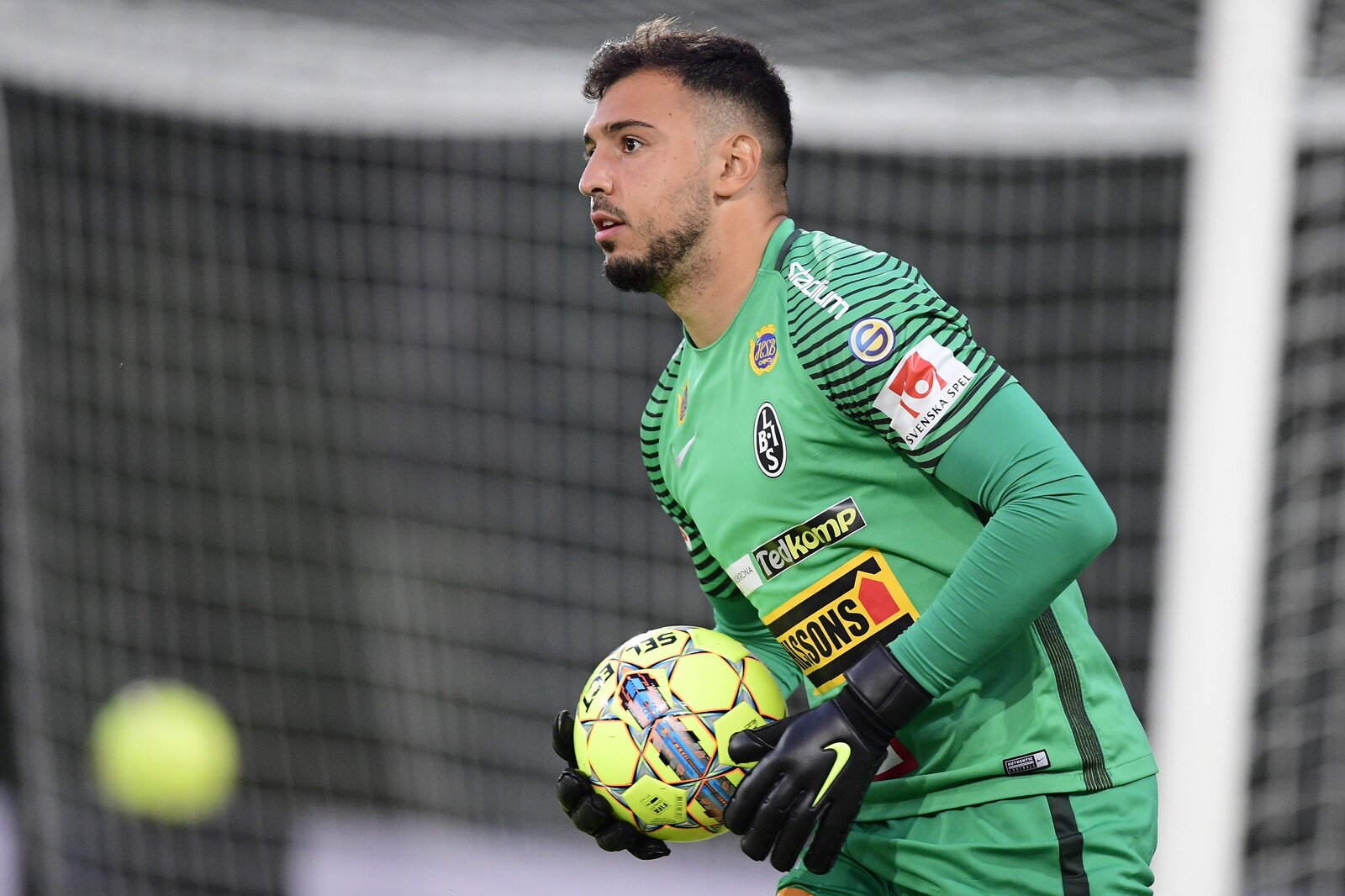 Goalkeeper substitution in Landskrona – the reserve kept a clean sheet