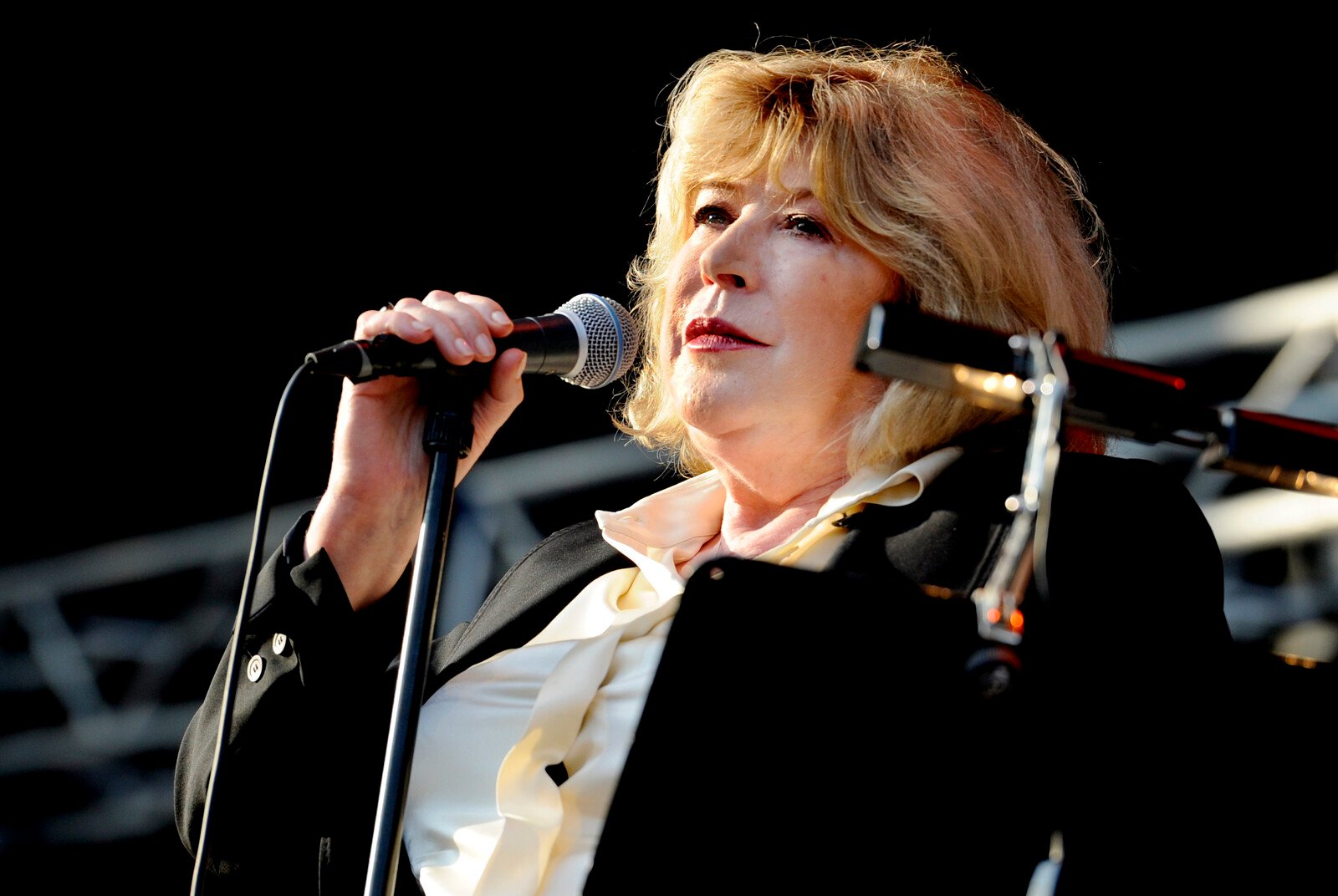 Marianne Faithfull Dead