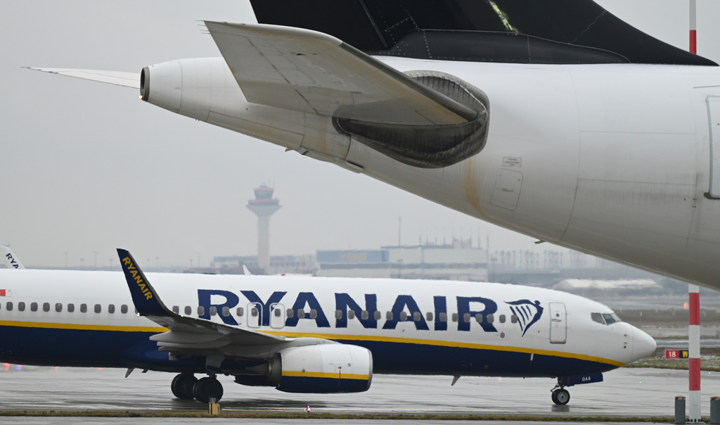 Profit Slump for Ryanair