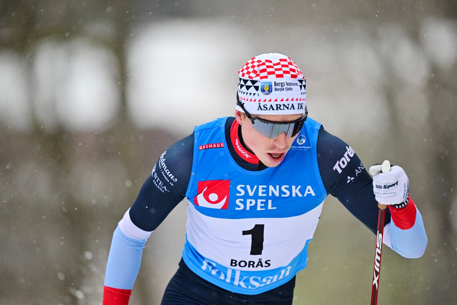 Overwhelming National Championship Gold for Poromaa and Andersson