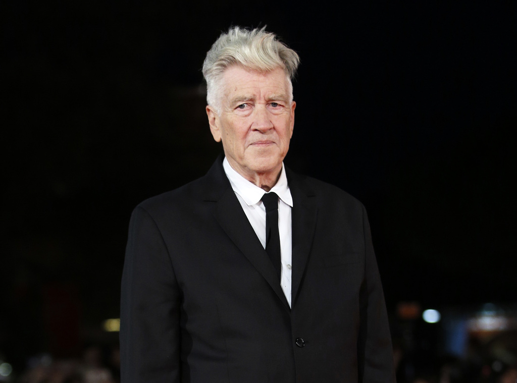 David Lynch suffers from lung disease – dare not go out