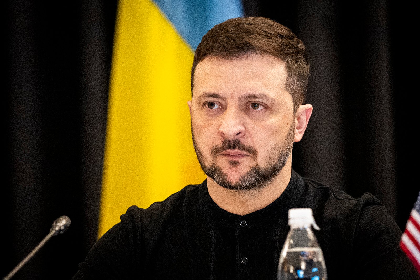 Zelensky: Peace agreement requires 200,000 soldiers